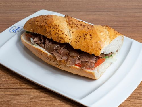 Üç Parça Ekmek Et Döner