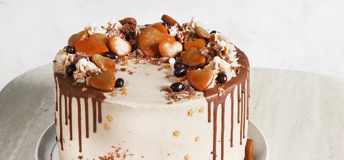 Uxlayotgan onaning pornosi, oz qolini mushukka kirgan